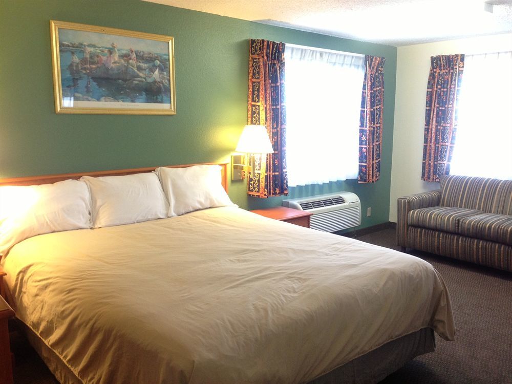 Simply Home Inn & Suites - Riverside Exterior foto